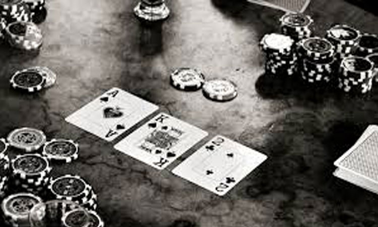 Manfaat Bermain Poker Online